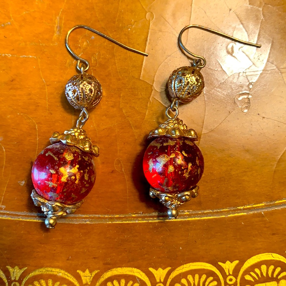Vintage pierced hanging earrings